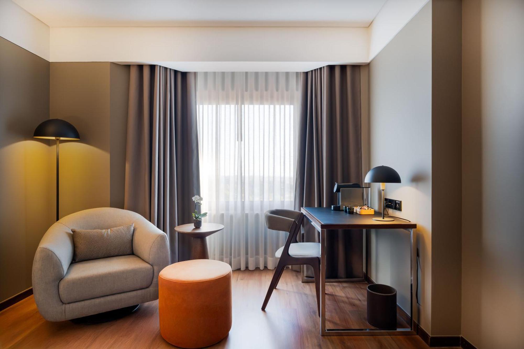 Porto Palacio Hotel By The Editory Exterior photo