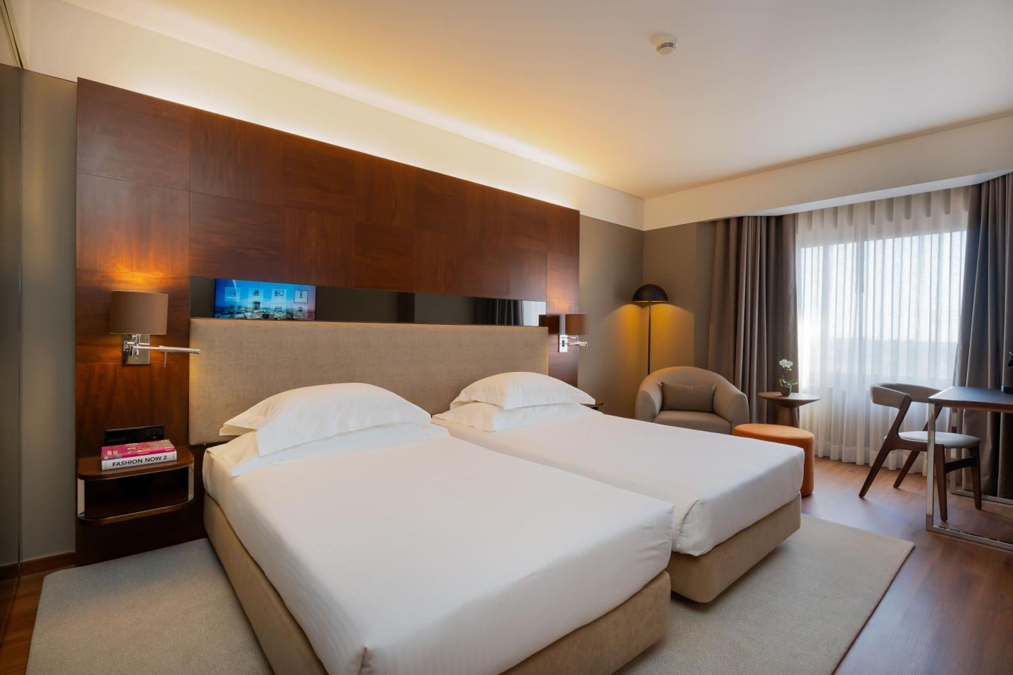 Porto Palacio Hotel By The Editory Exterior photo