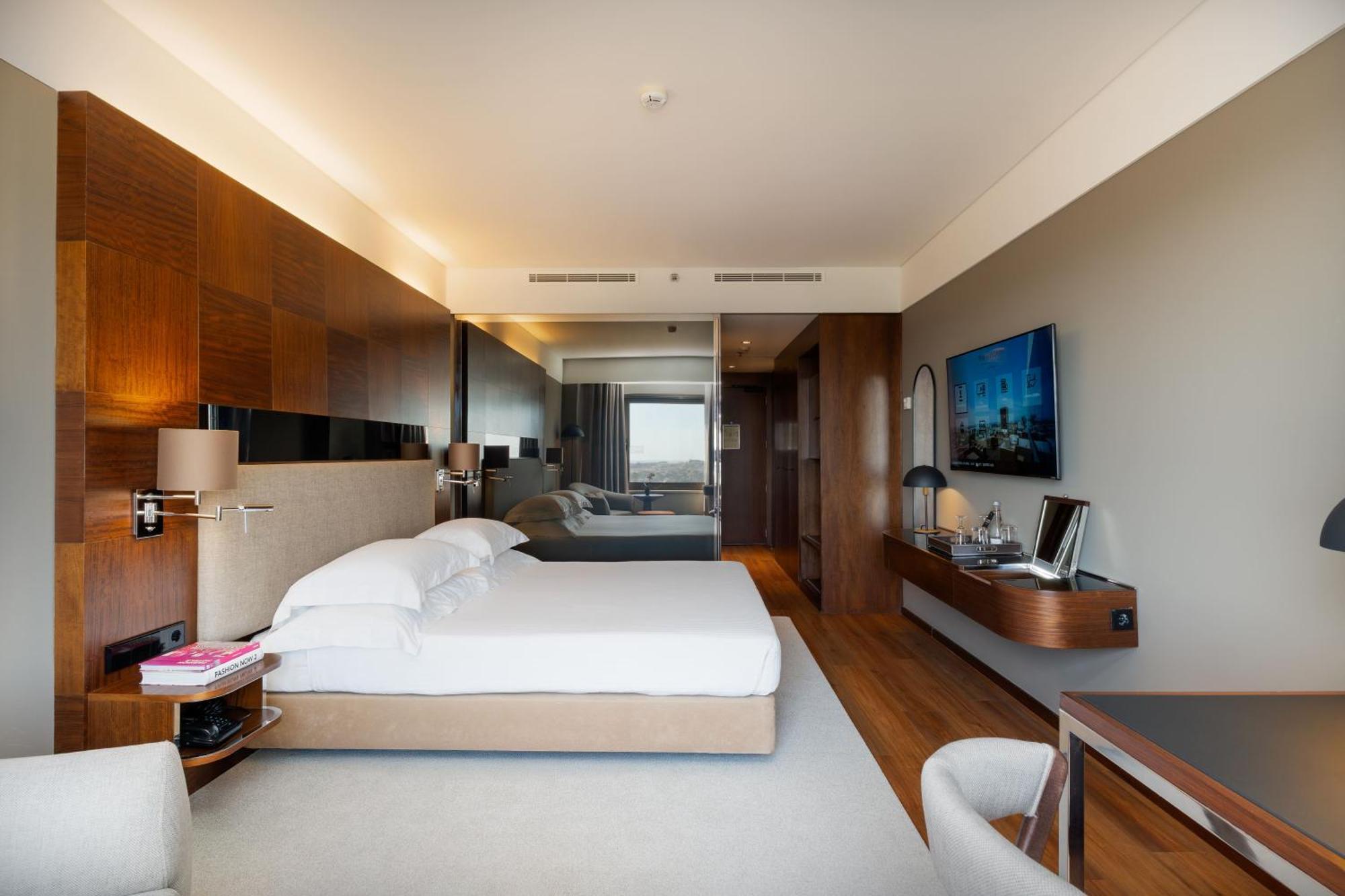 Porto Palacio Hotel By The Editory Exterior photo